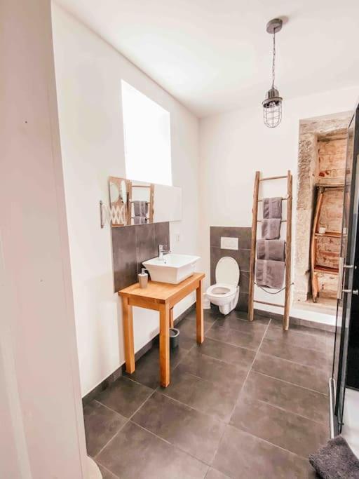 Ferienwohnung In Maison De Gres Klingenmunster Bagian luar foto